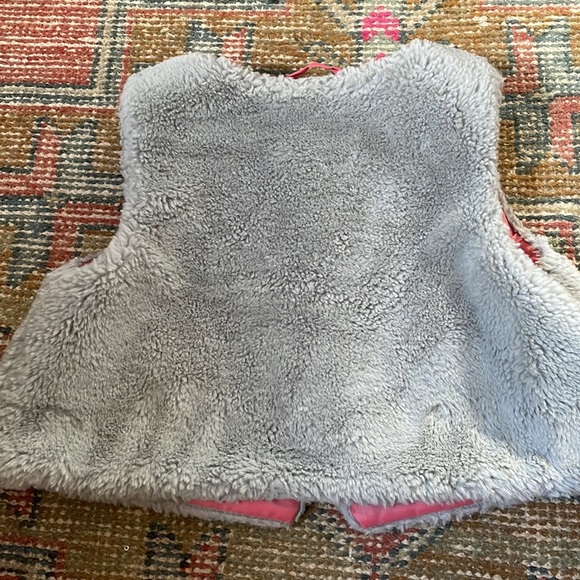 Gymboree fur vest - Picture 2 of 3